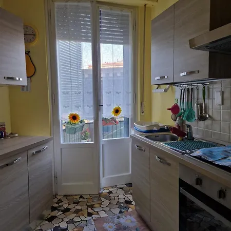 Apartment Apartment51, 10 Minutes From Centre By Tram